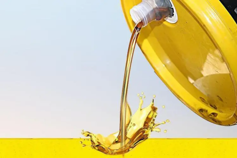 滤油机液压油多久换一次？？？